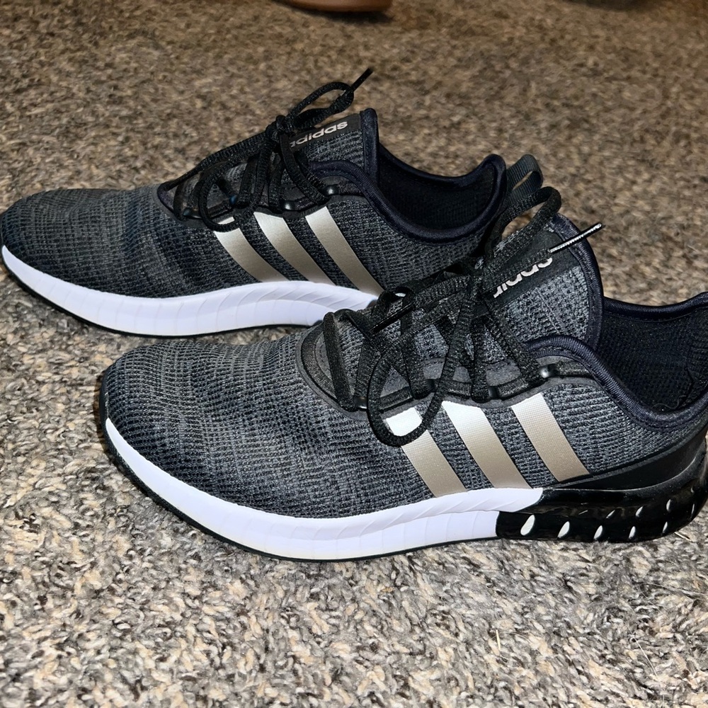 Adidas Women’s Sneaker
